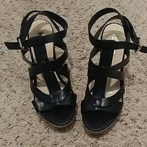 SUMMER SALE Guess Wedges 7 1/2
